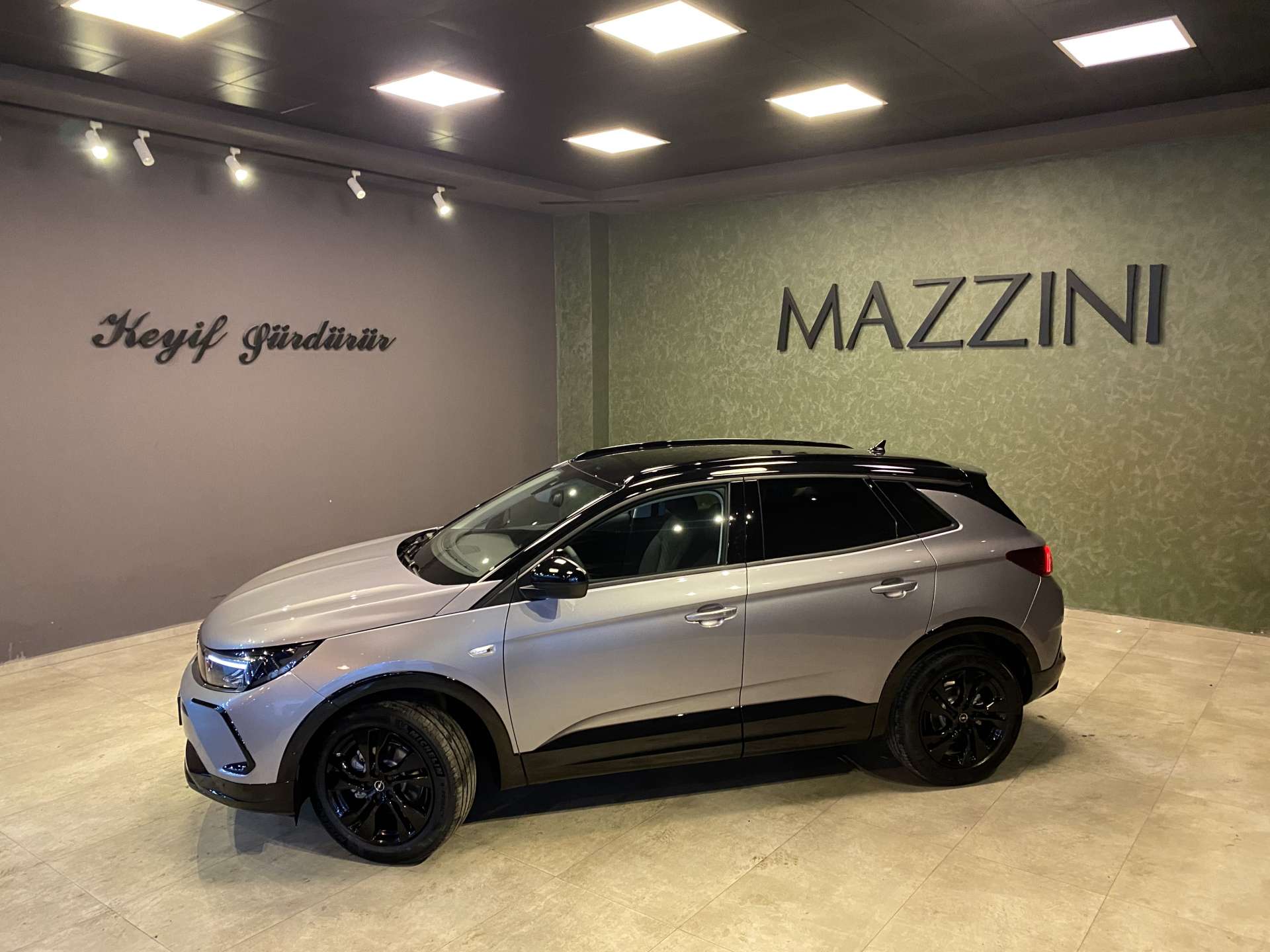 OPEL GRANDLAND 1.5D GS AT8