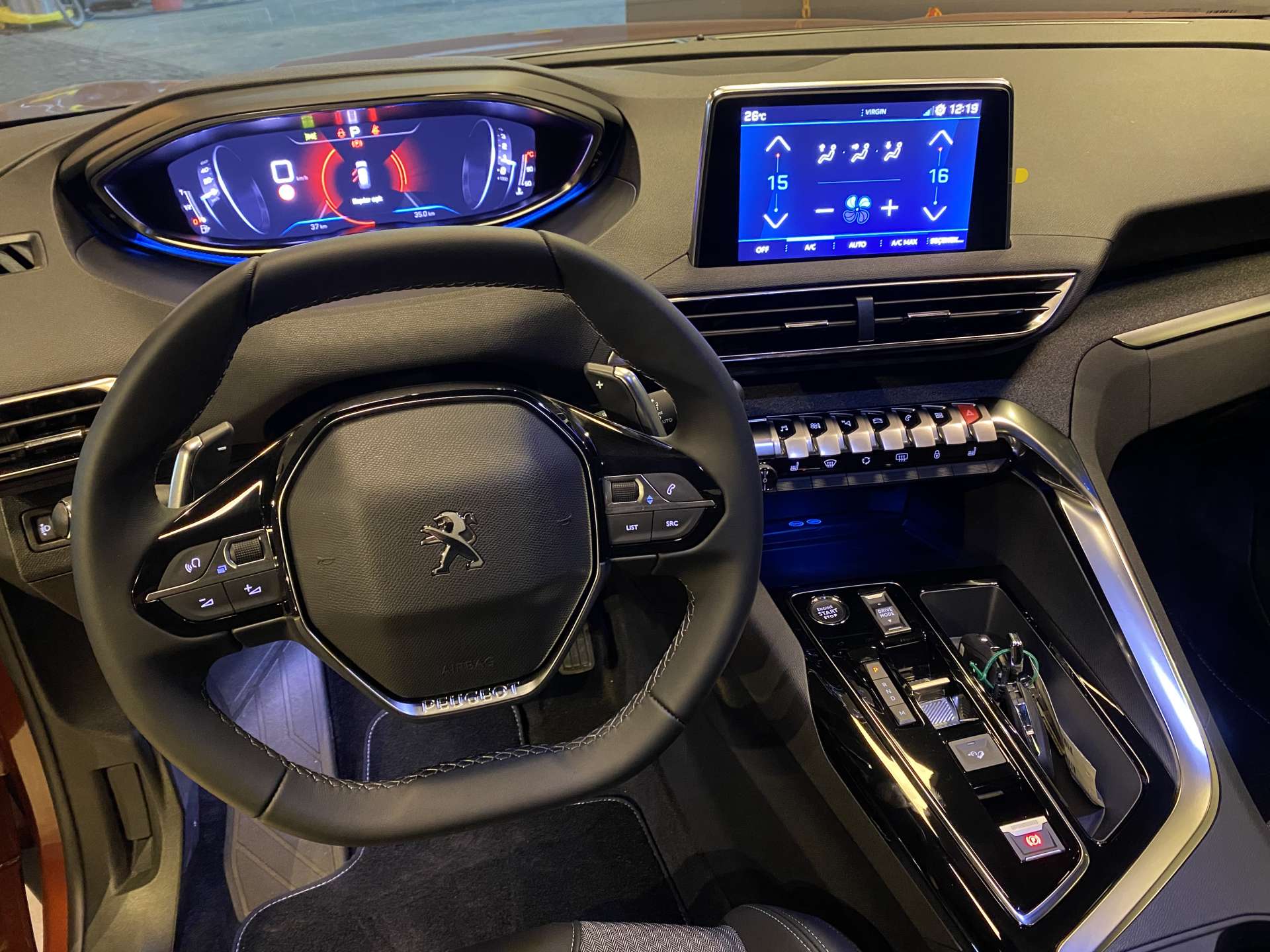 PEUGEOT 5008 ALLURE 1.5 BLUEHDI 130HP EAT8