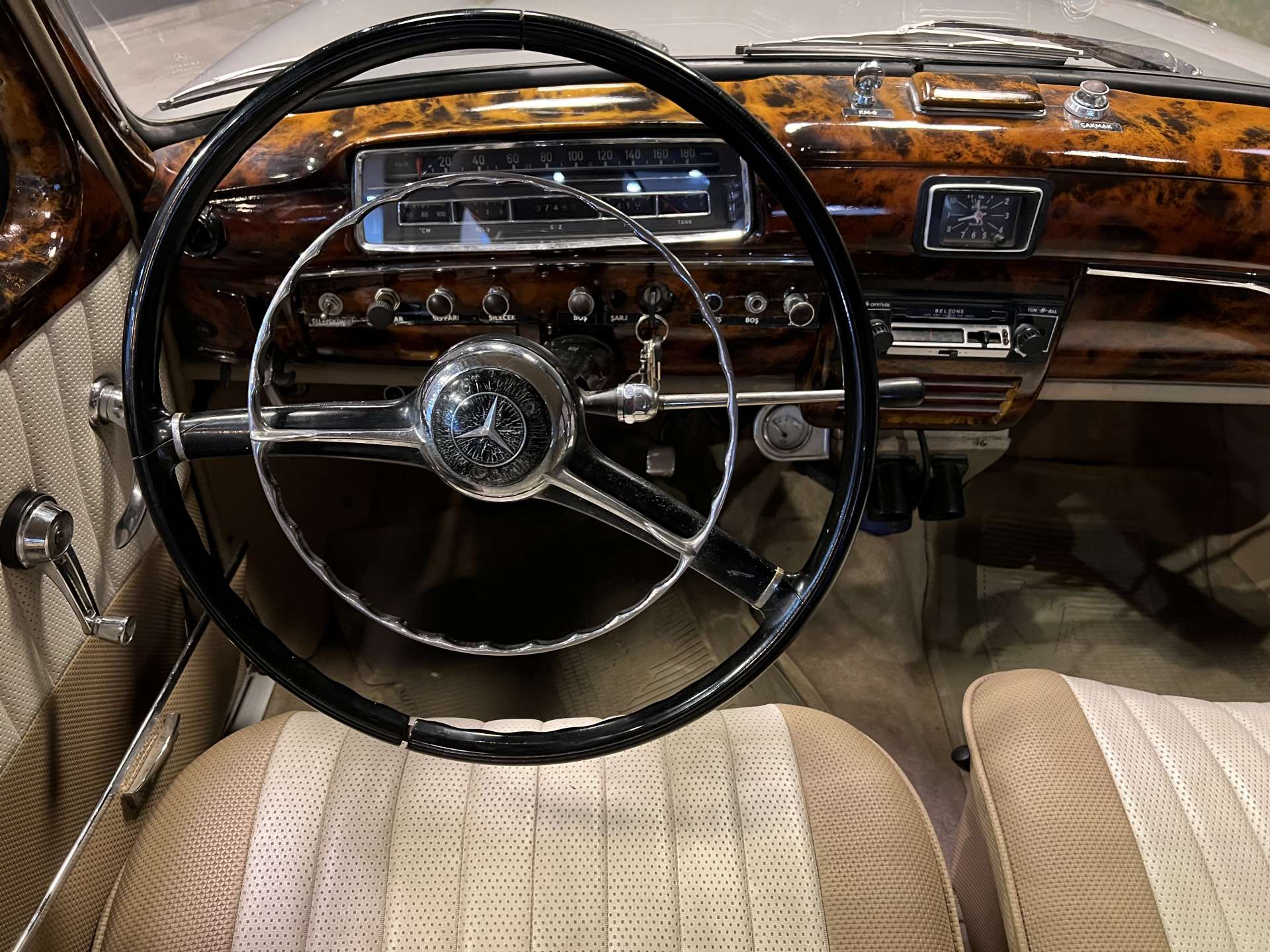 MERCEDES BENZ 220A  1954 GRİ