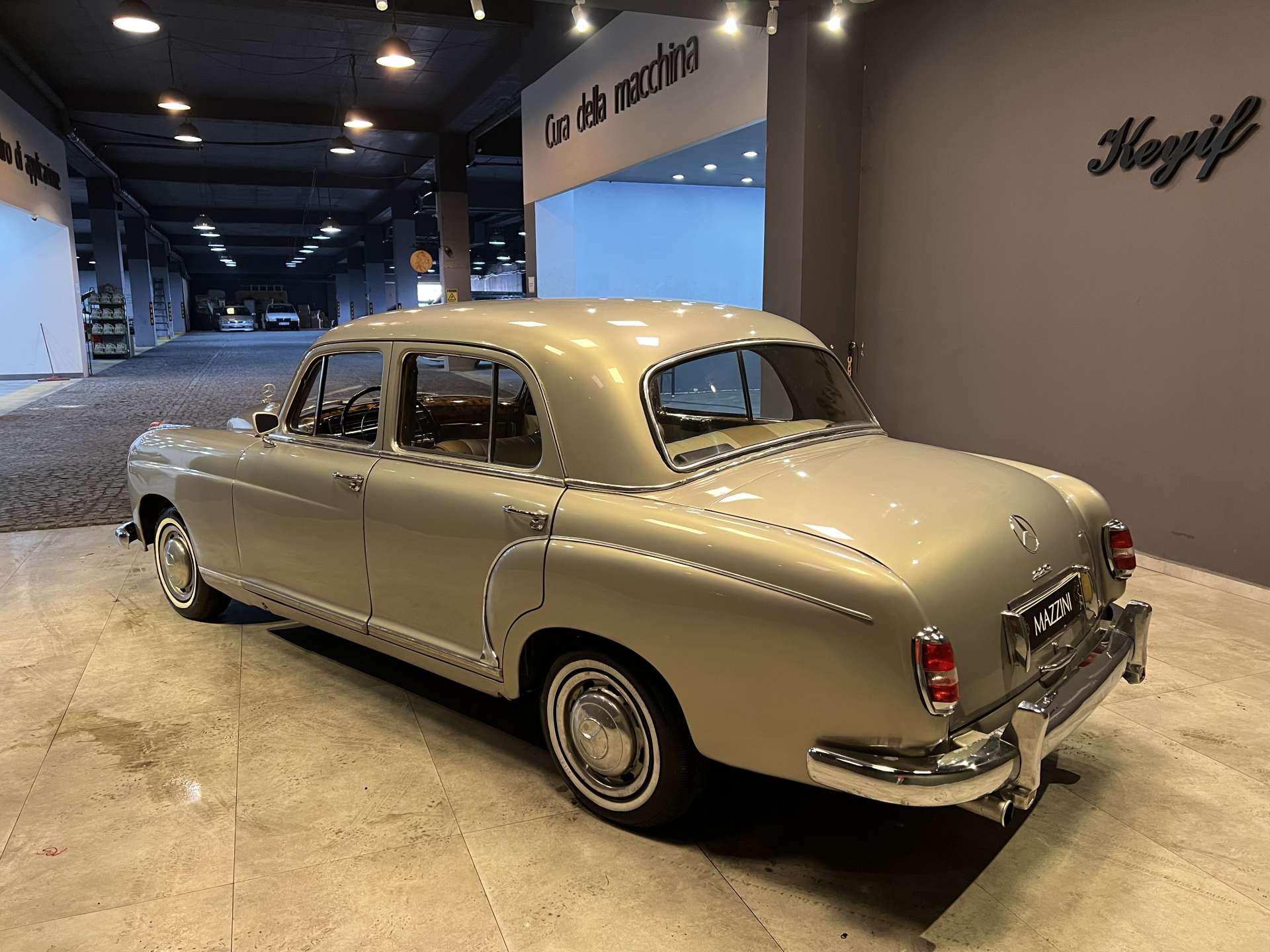 MERCEDES BENZ 220A  1954 GRİ