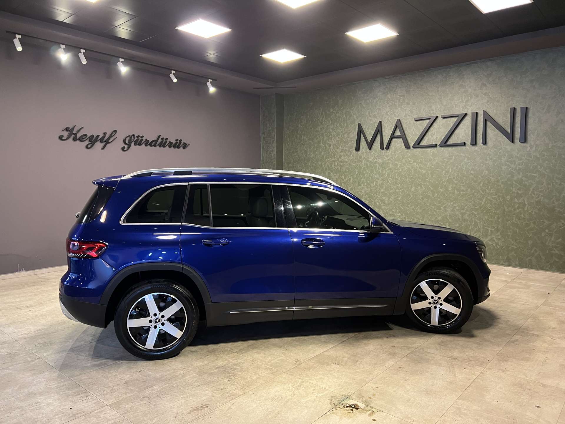 MERCEDES-BENZ GLB 200 PROGRESSİVE