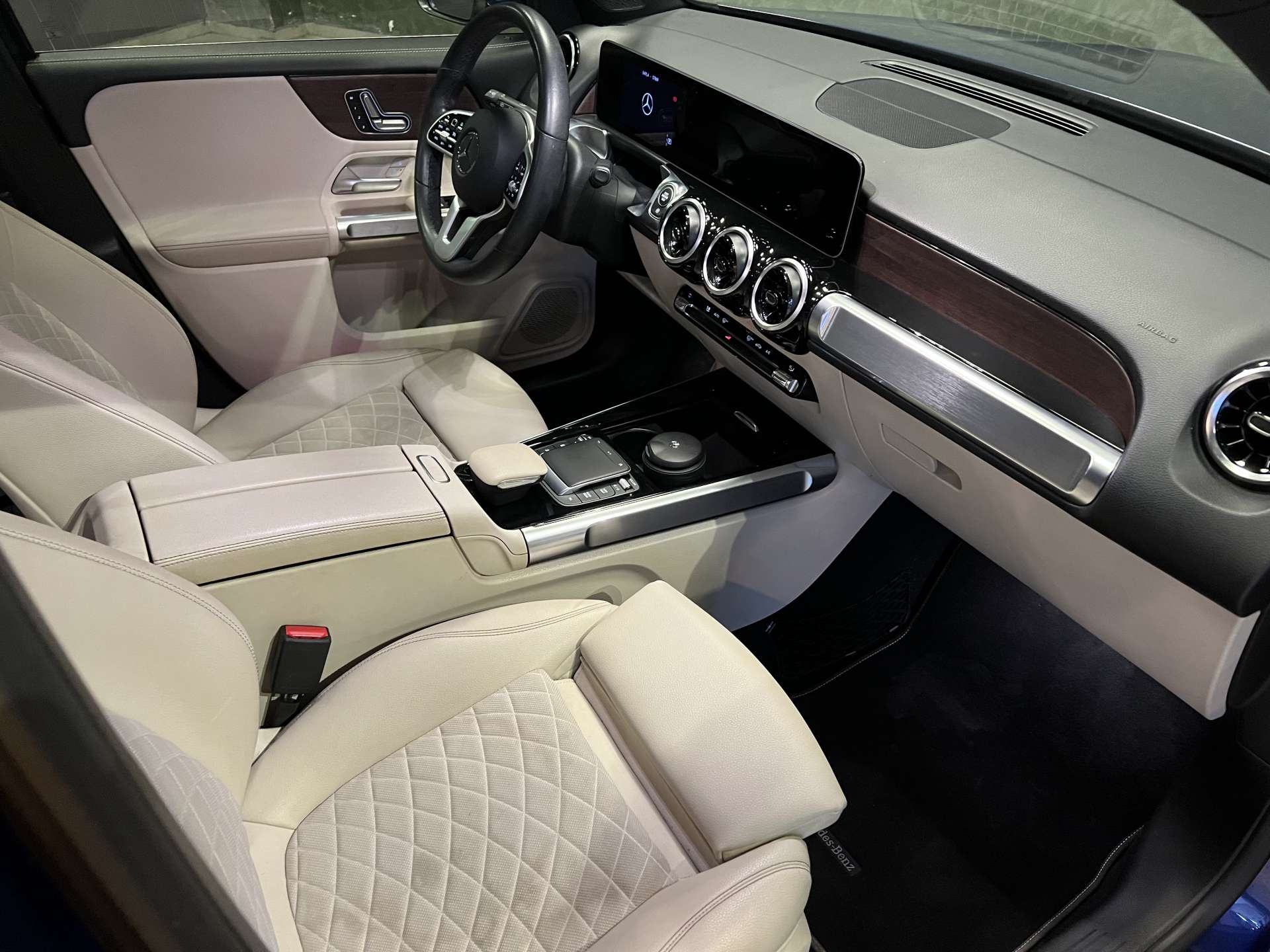 MERCEDES-BENZ GLB 200 PROGRESSİVE