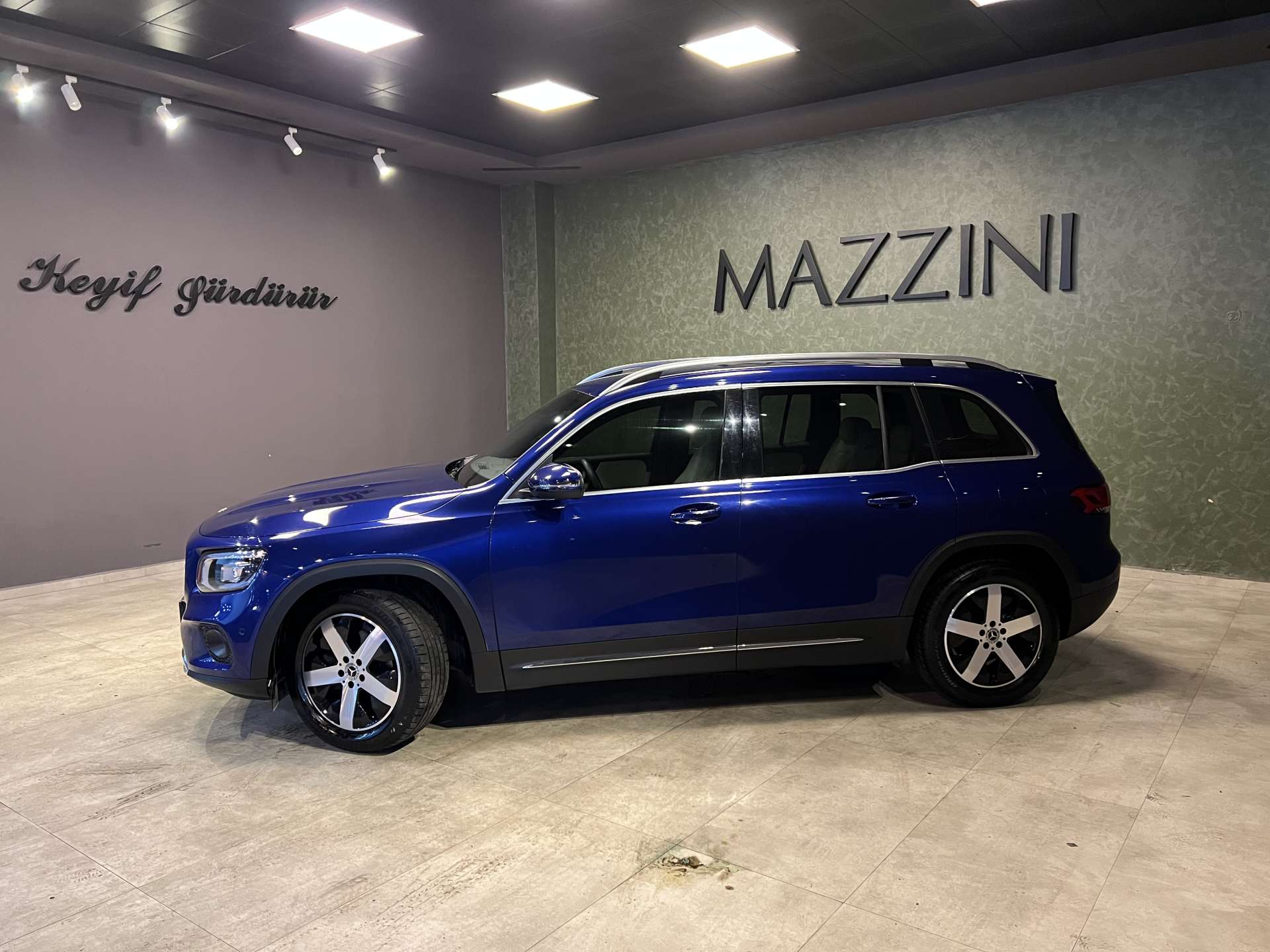 MERCEDES-BENZ GLB 200 PROGRESSİVE