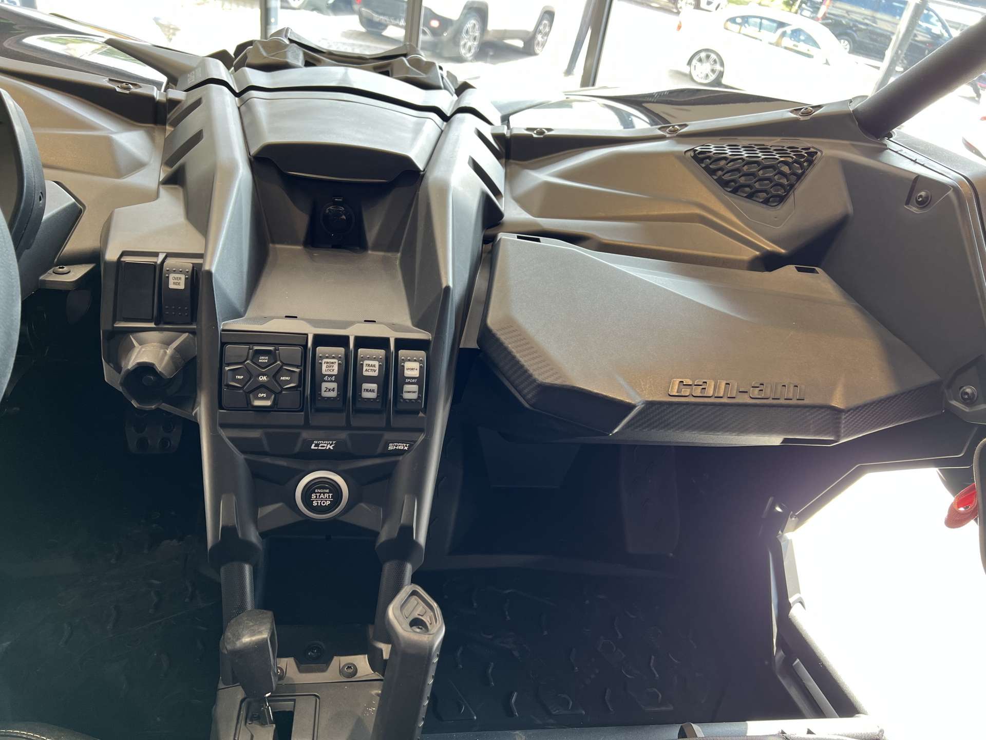 CAN-AM MAVERİCK X RS TURBO RR