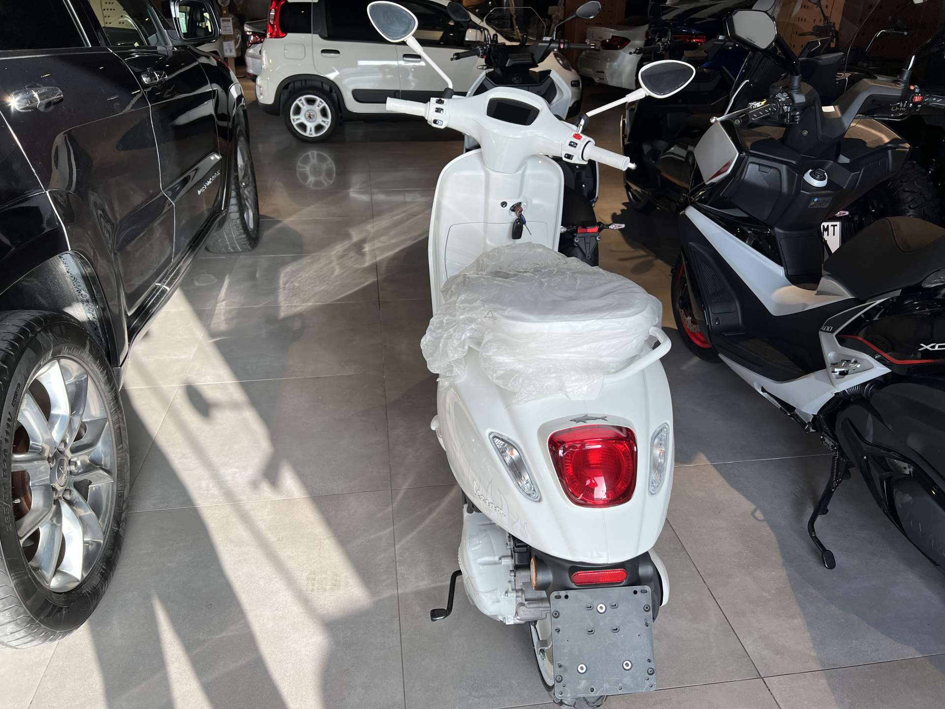 VESPA SPRİNT JUSTIN BIEBER