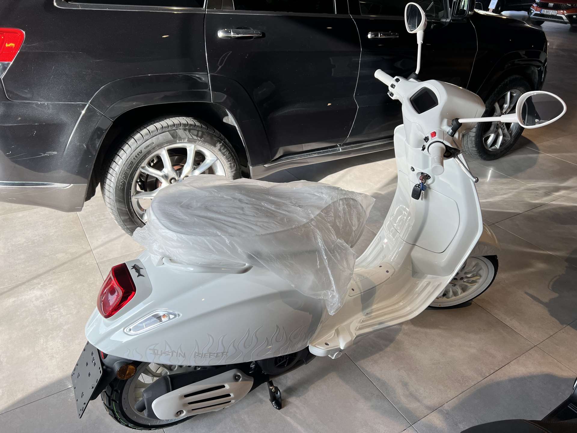 VESPA SPRİNT JUSTIN BIEBER