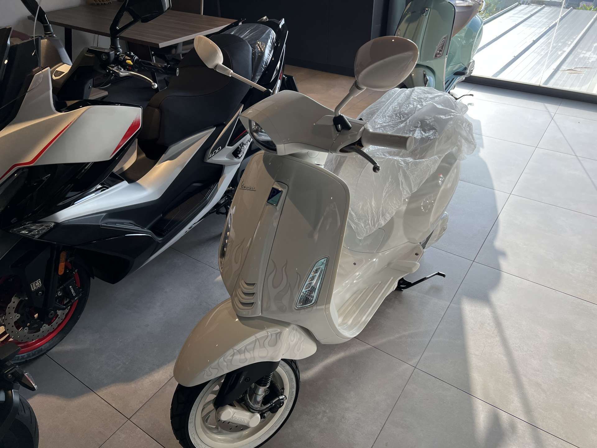 VESPA SPRİNT JUSTIN BIEBER