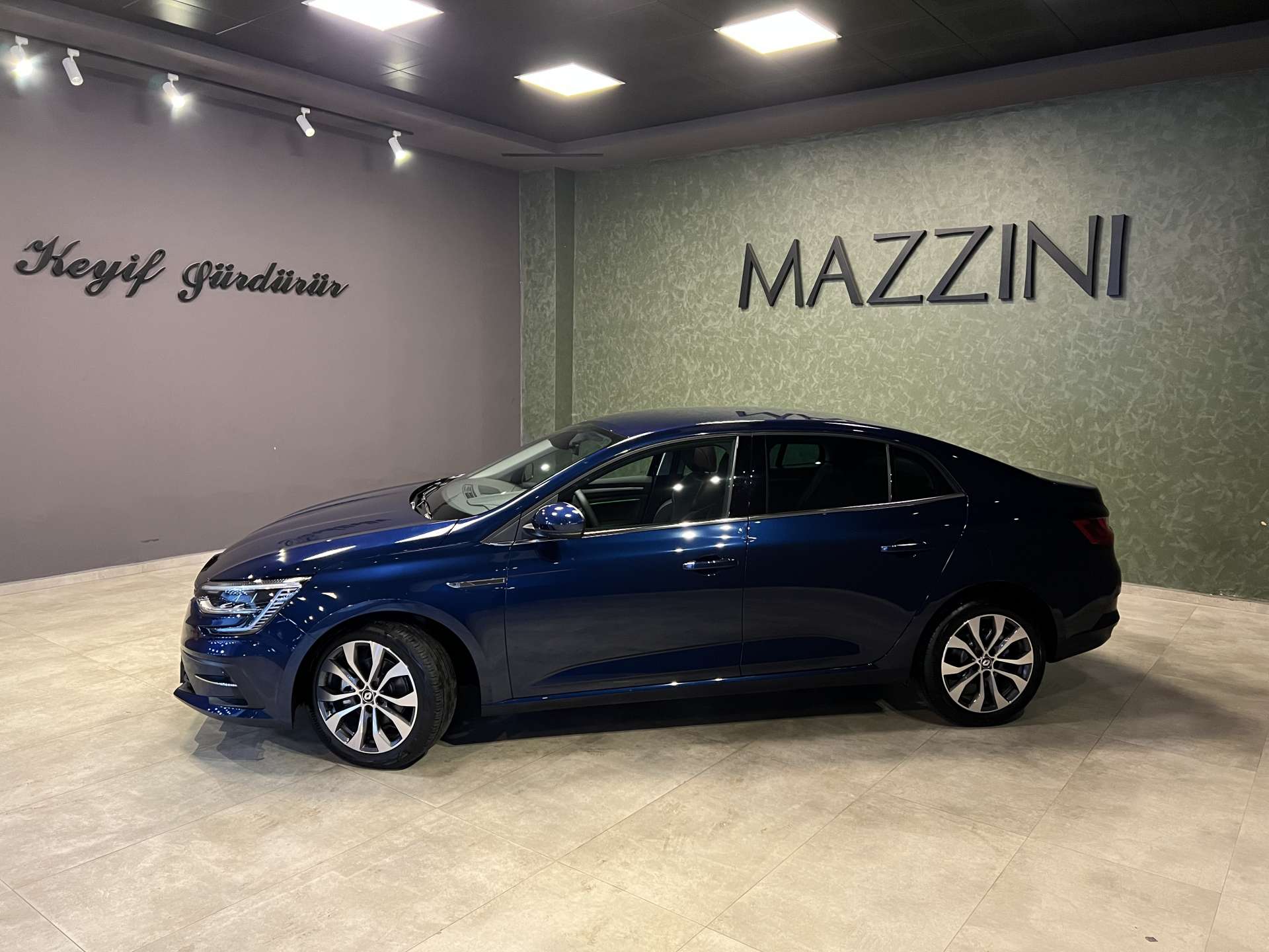 RENAULT MEGANE 1.3 TCE EDC  ICON