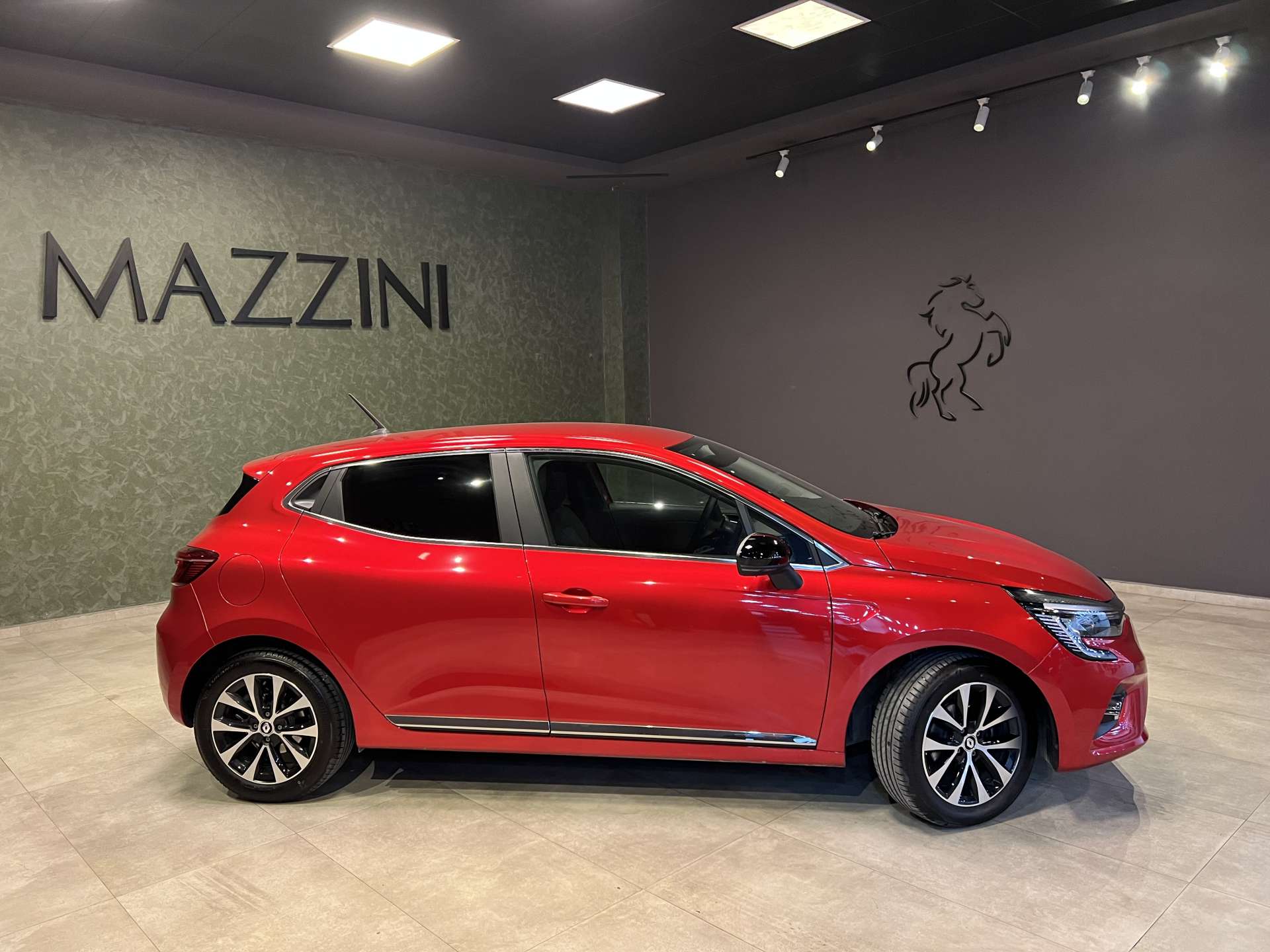 RENAULT CLİO 1.0 TCE XTRONIC ICON