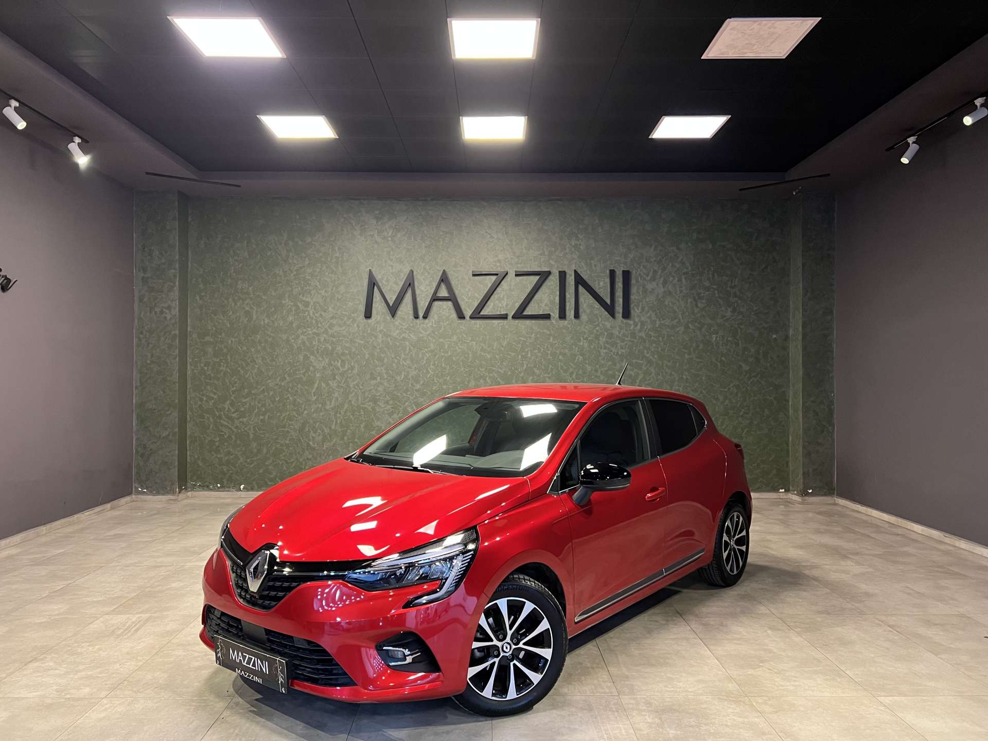 RENAULT CLİO 1.0 TCE XTRONIC ICON