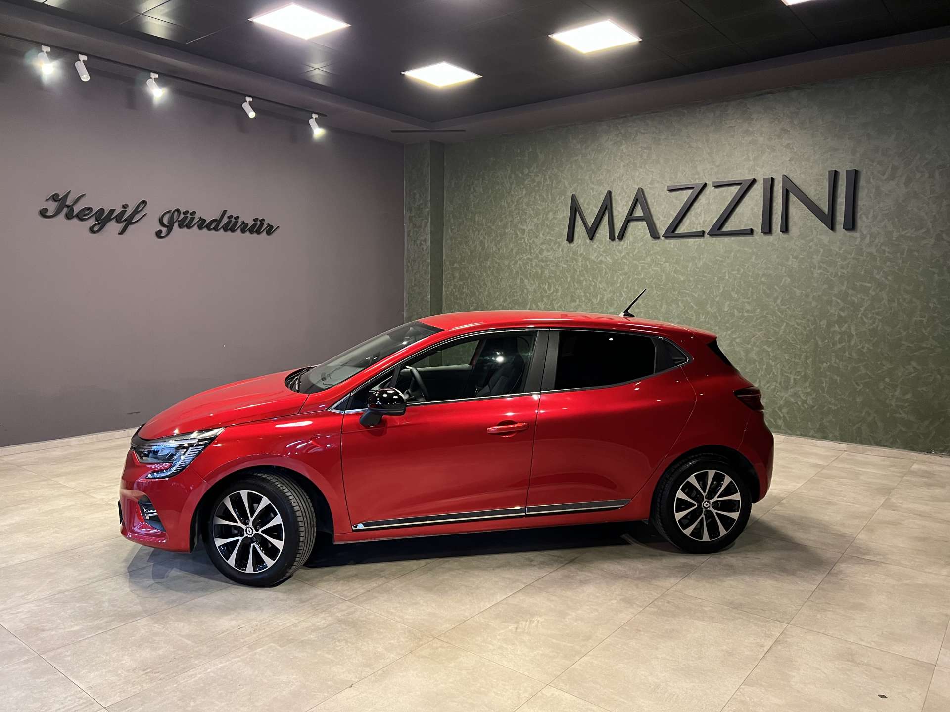 RENAULT CLİO 1.0 TCE XTRONIC ICON