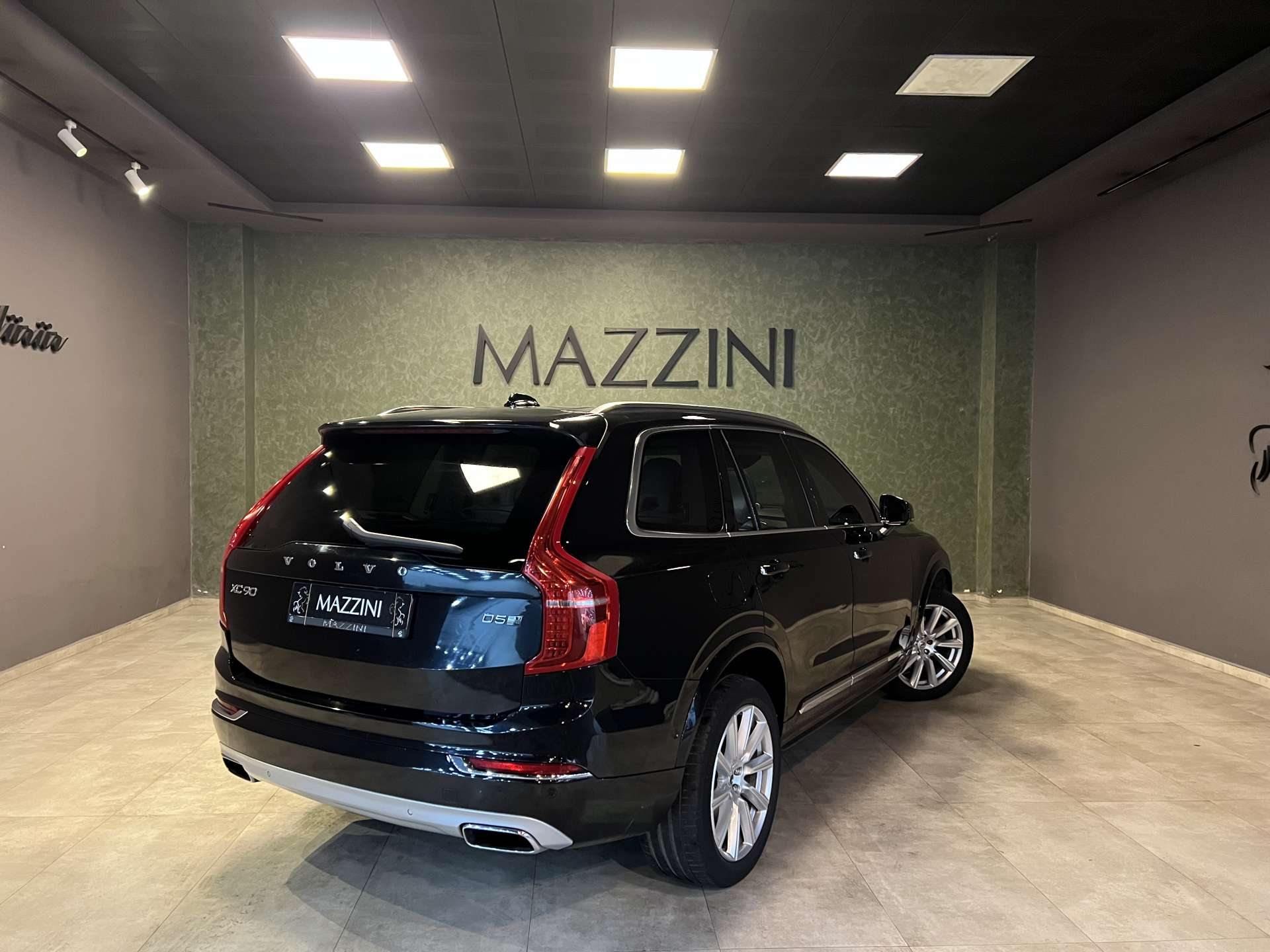 VOLVO XC90 2.0 D5 INSCRIPTION GEARTRONIC