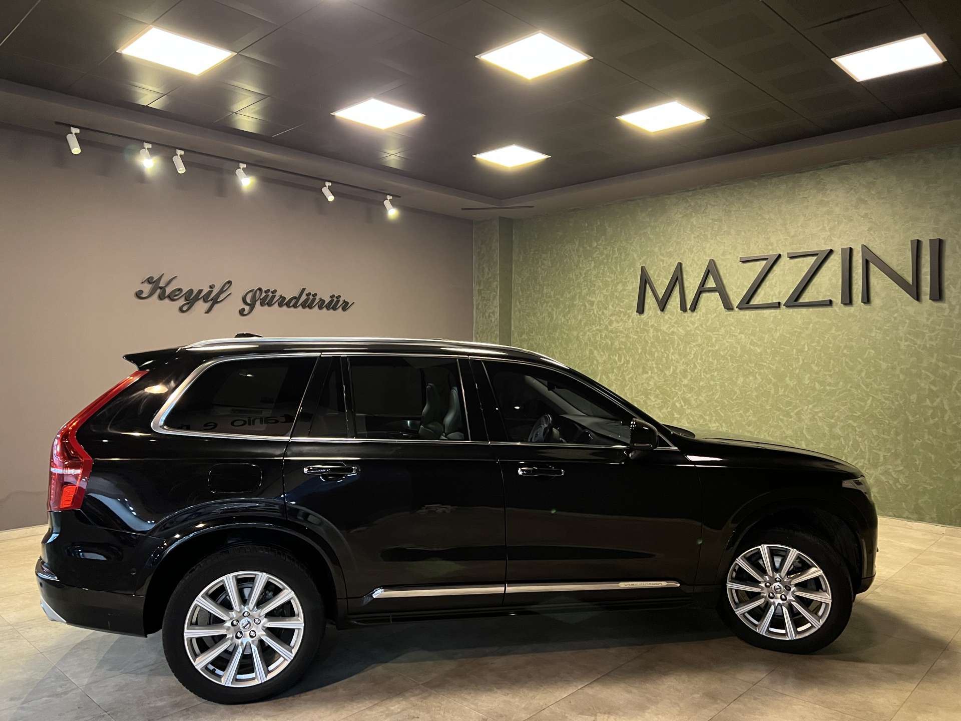 VOLVO XC90 2.0 D5 INSCRIPTION GEARTRONIC