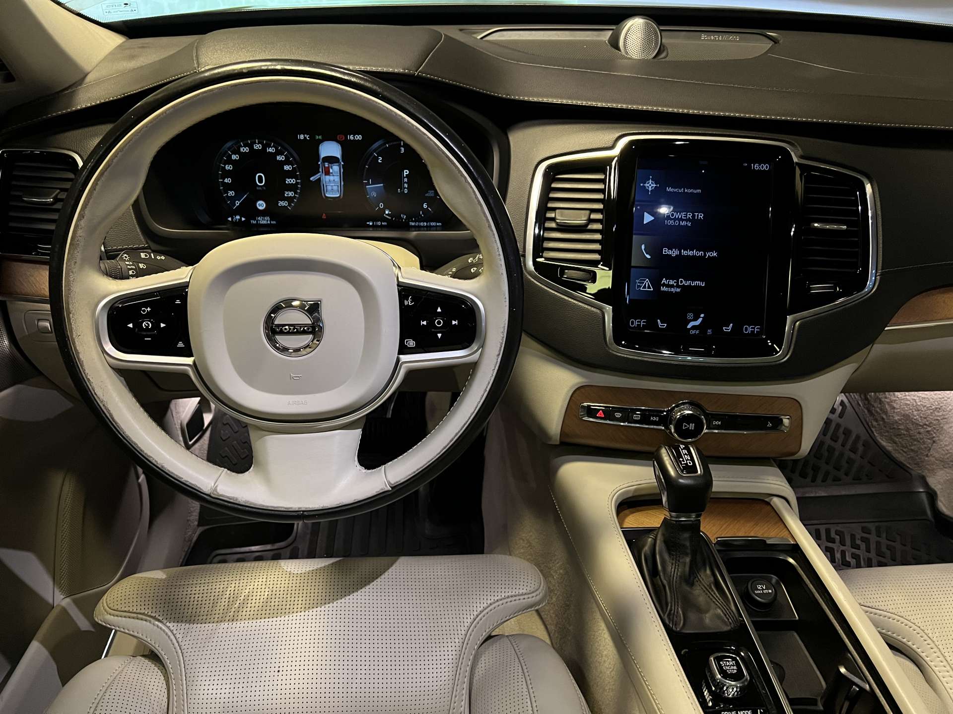 VOLVO XC90 2.0 D5 INSCRIPTION GEARTRONIC