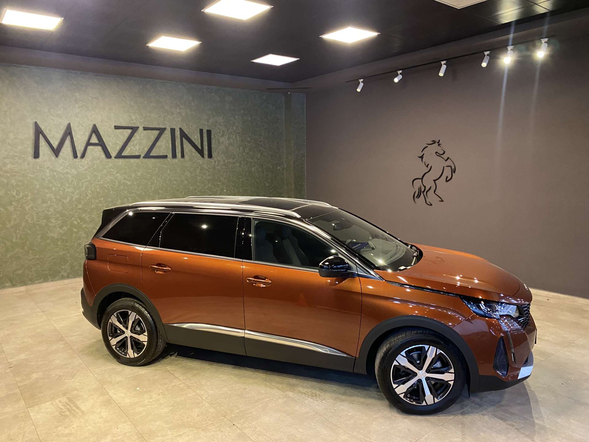 PEUGEOT 5008 1.5 BLUEHDI ALLURE