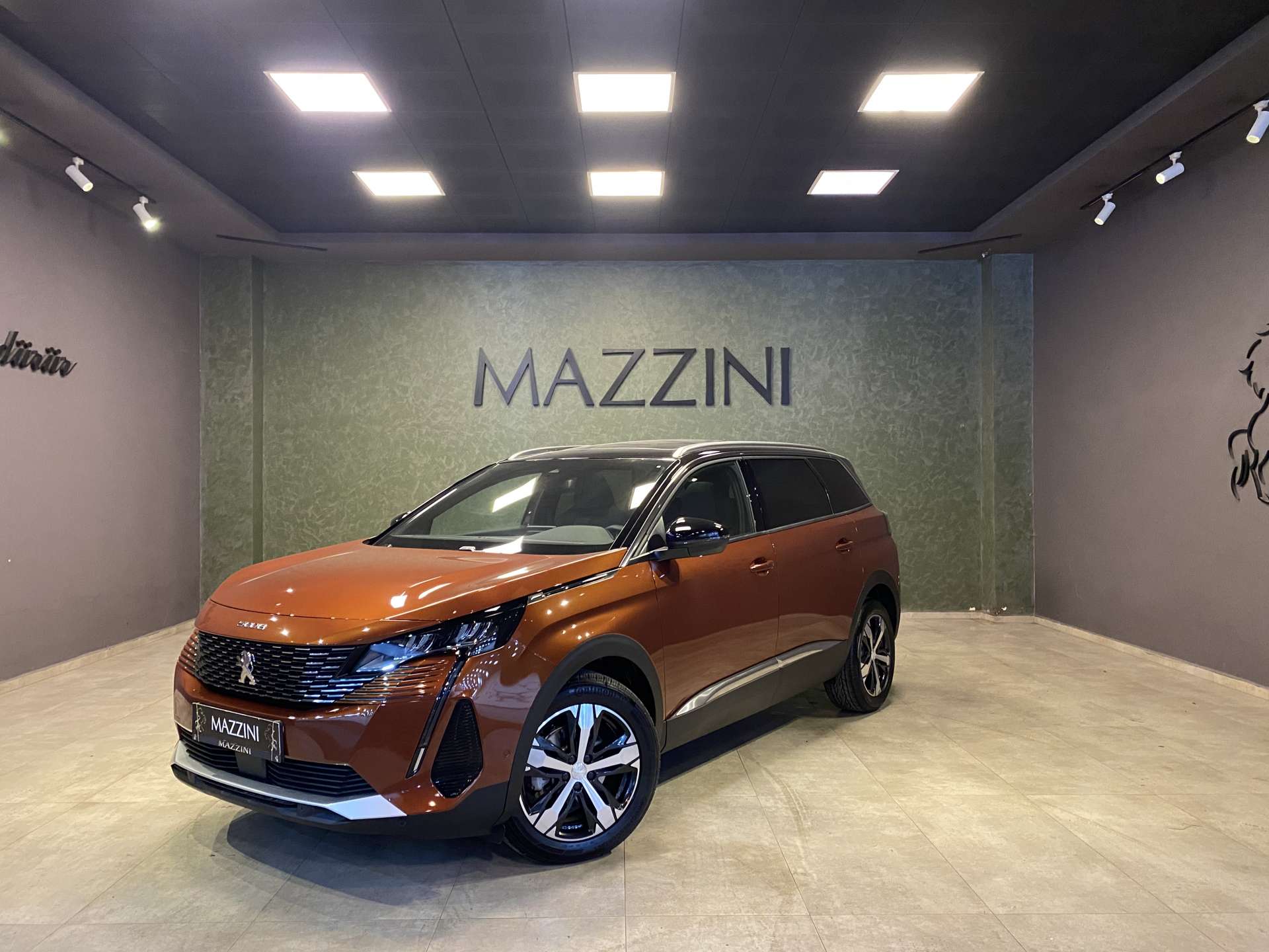 PEUGEOT 5008 1.5 BLUEHDI ALLURE