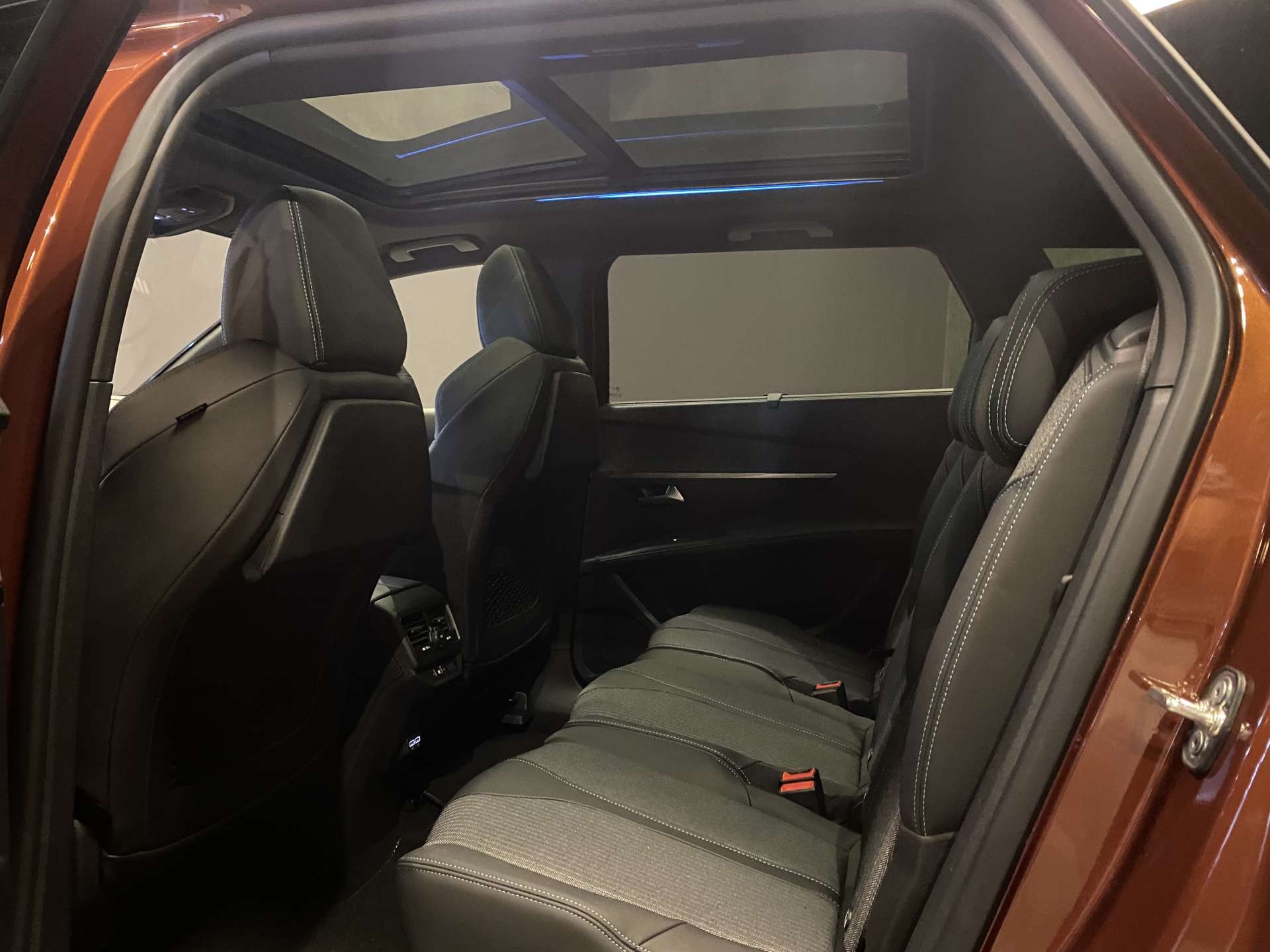 PEUGEOT 5008 1.5 BLUEHDI ALLURE