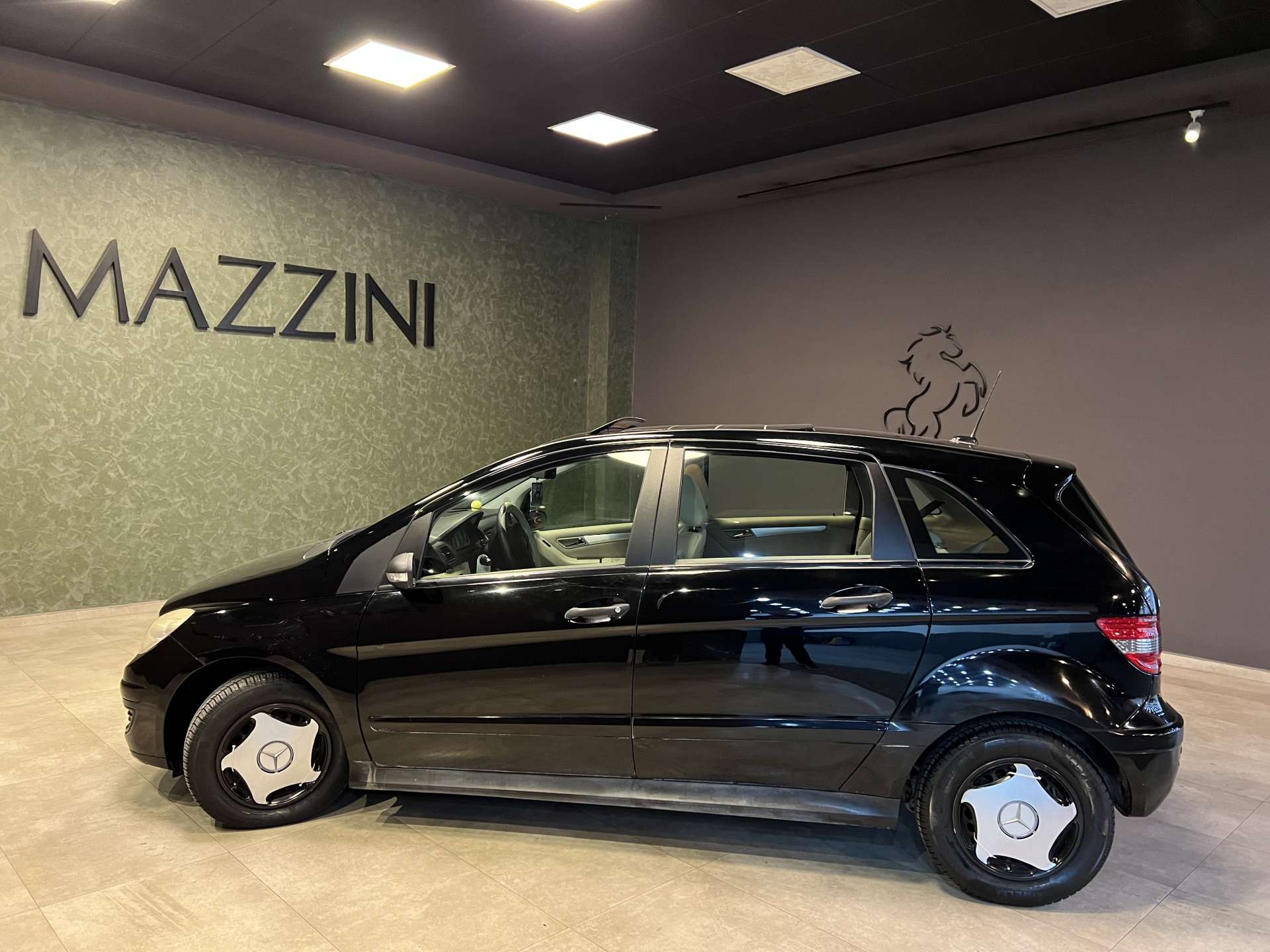 MERCEDES BENZ B150 BOYUT