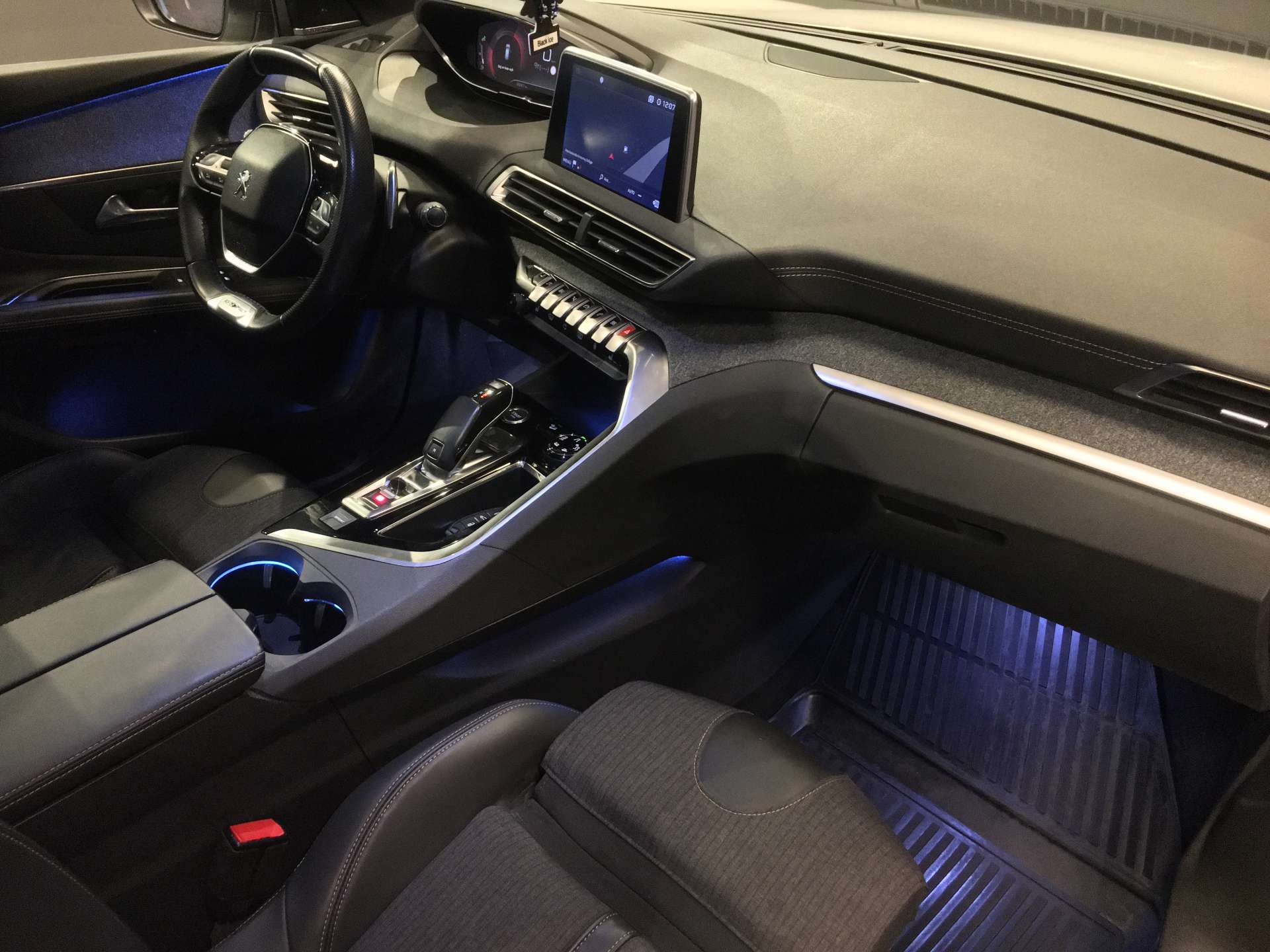 PEUGEOT 3008 1.6 2018 BEYAZ