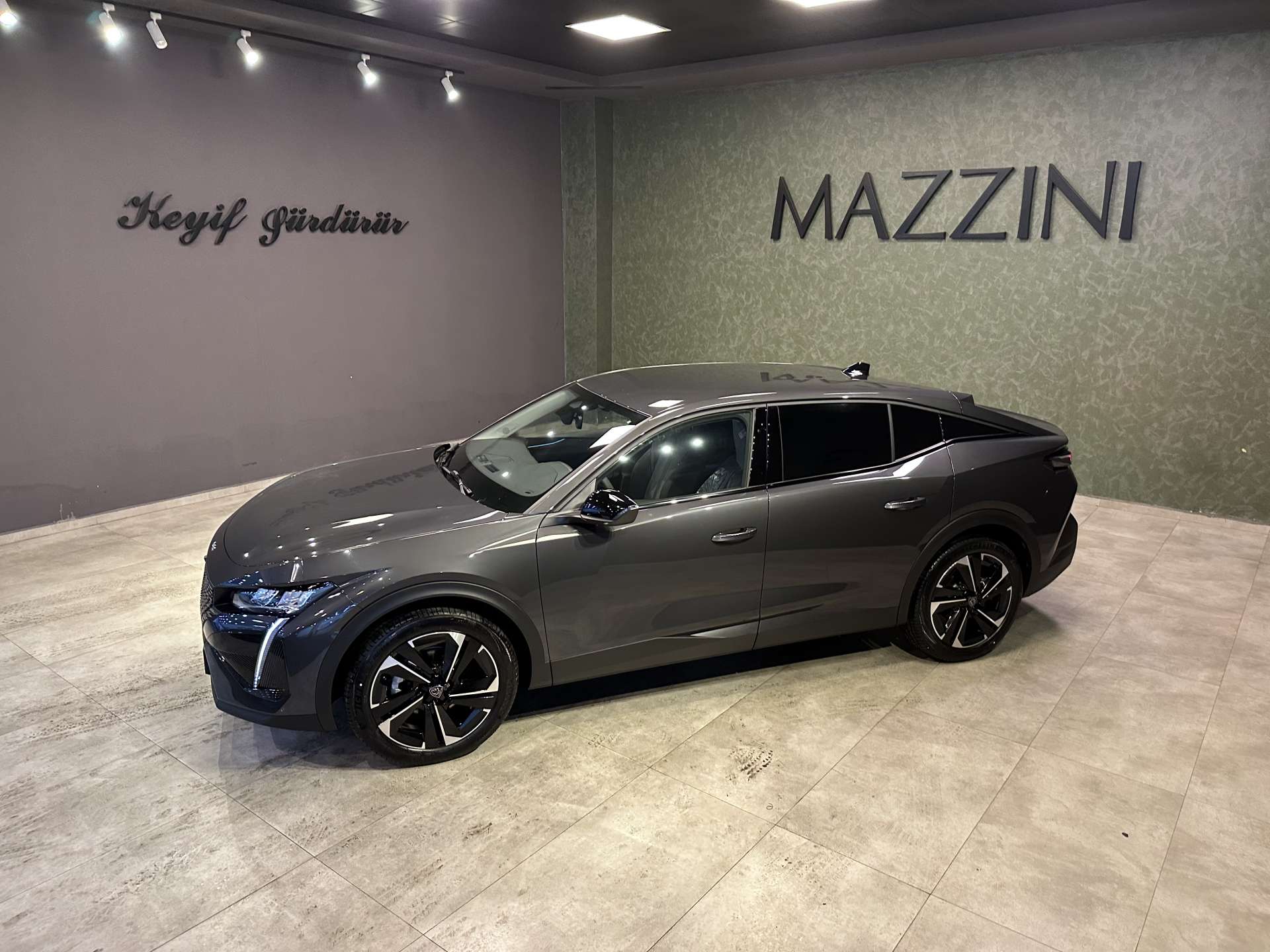 PEUGEOT 408 1.2 ALLURE 2023 GRİ