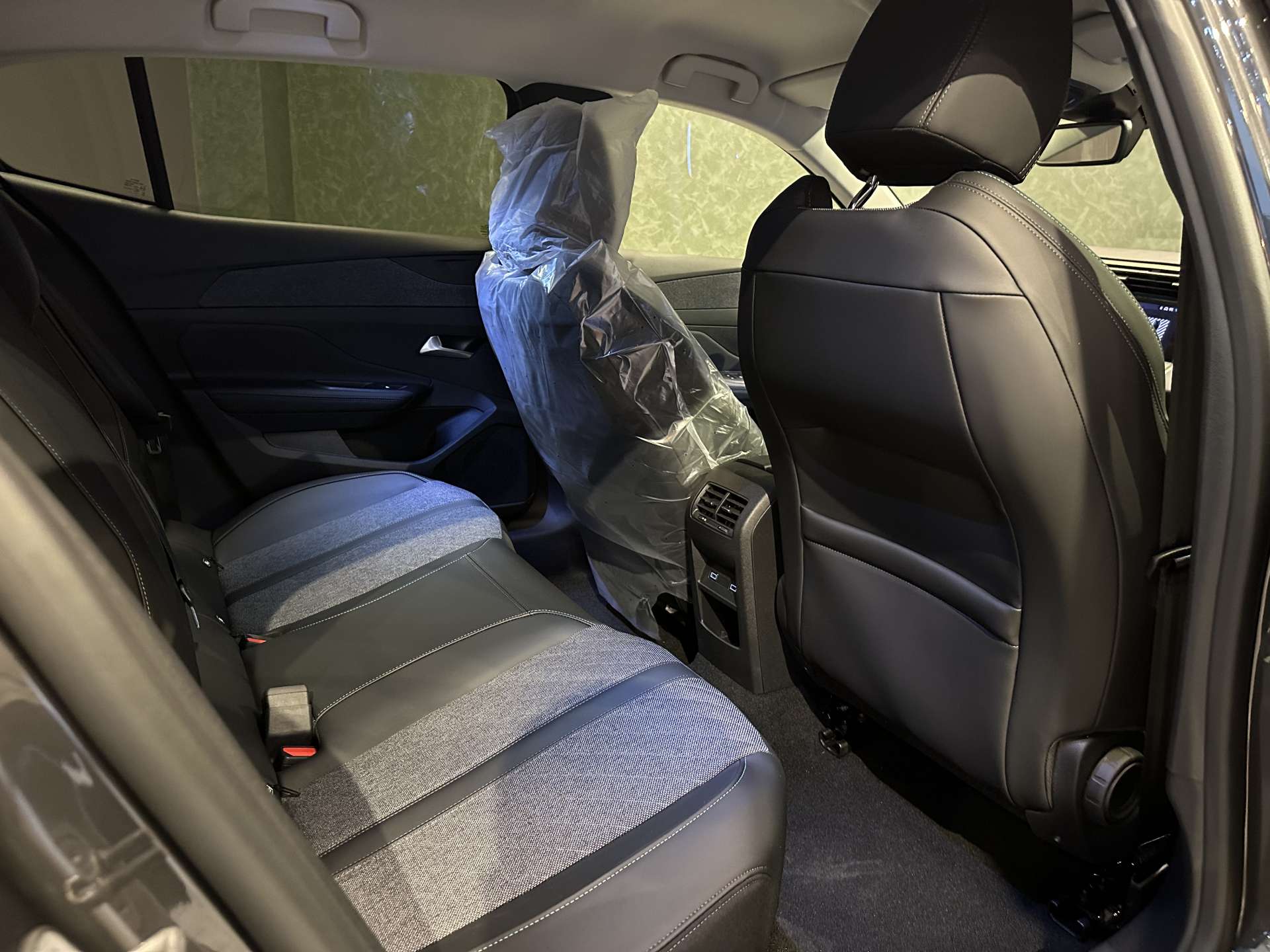 PEUGEOT 408 1.2 ALLURE 2023 GRİ