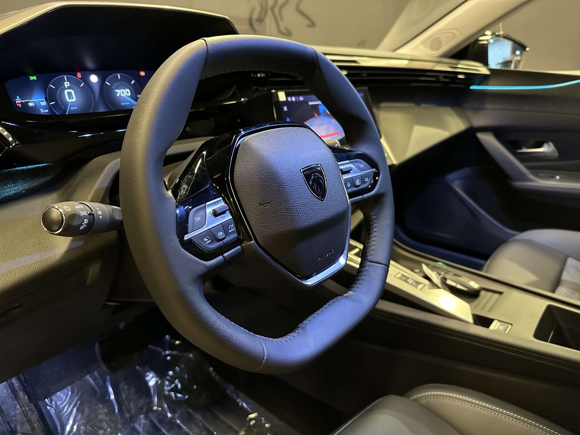 PEUGEOT 408 1.2 ALLURE 2023 GRİ