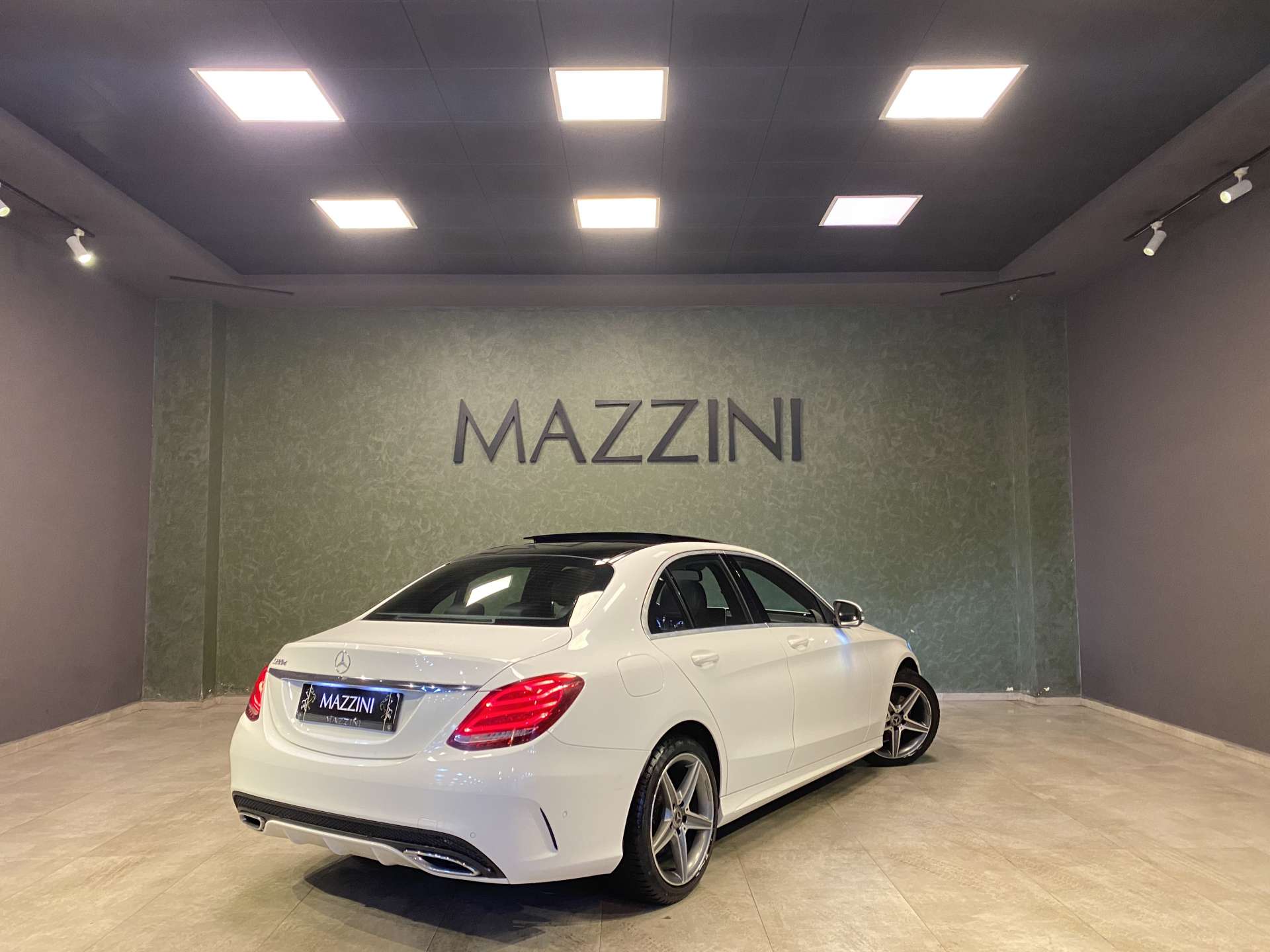 MERCEDES C200 BLUTEC AMG