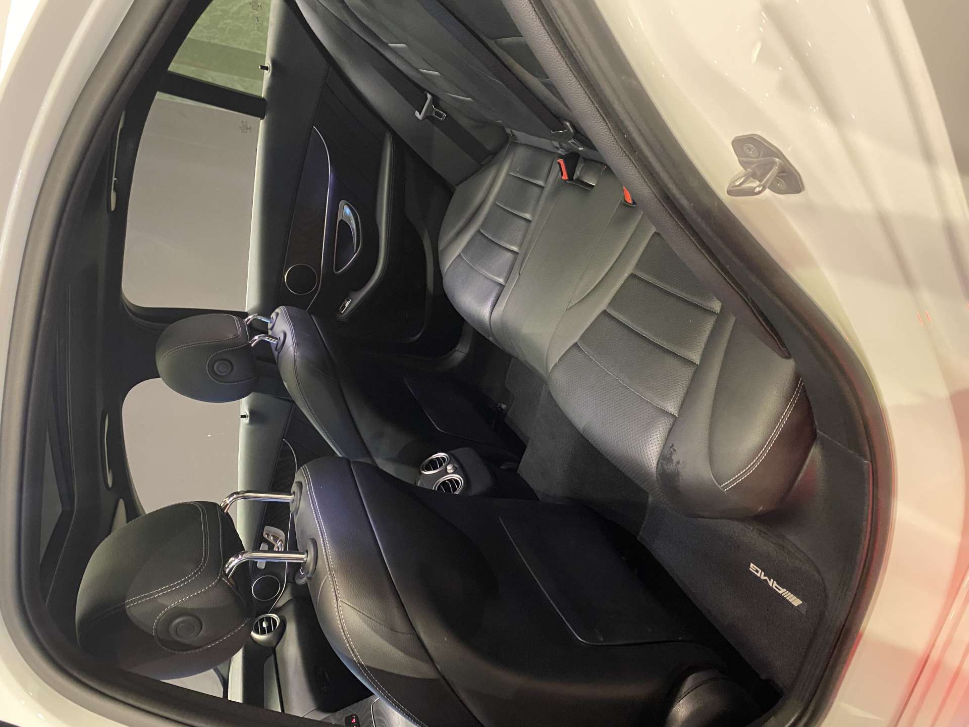 MERCEDES C200 BLUTEC AMG