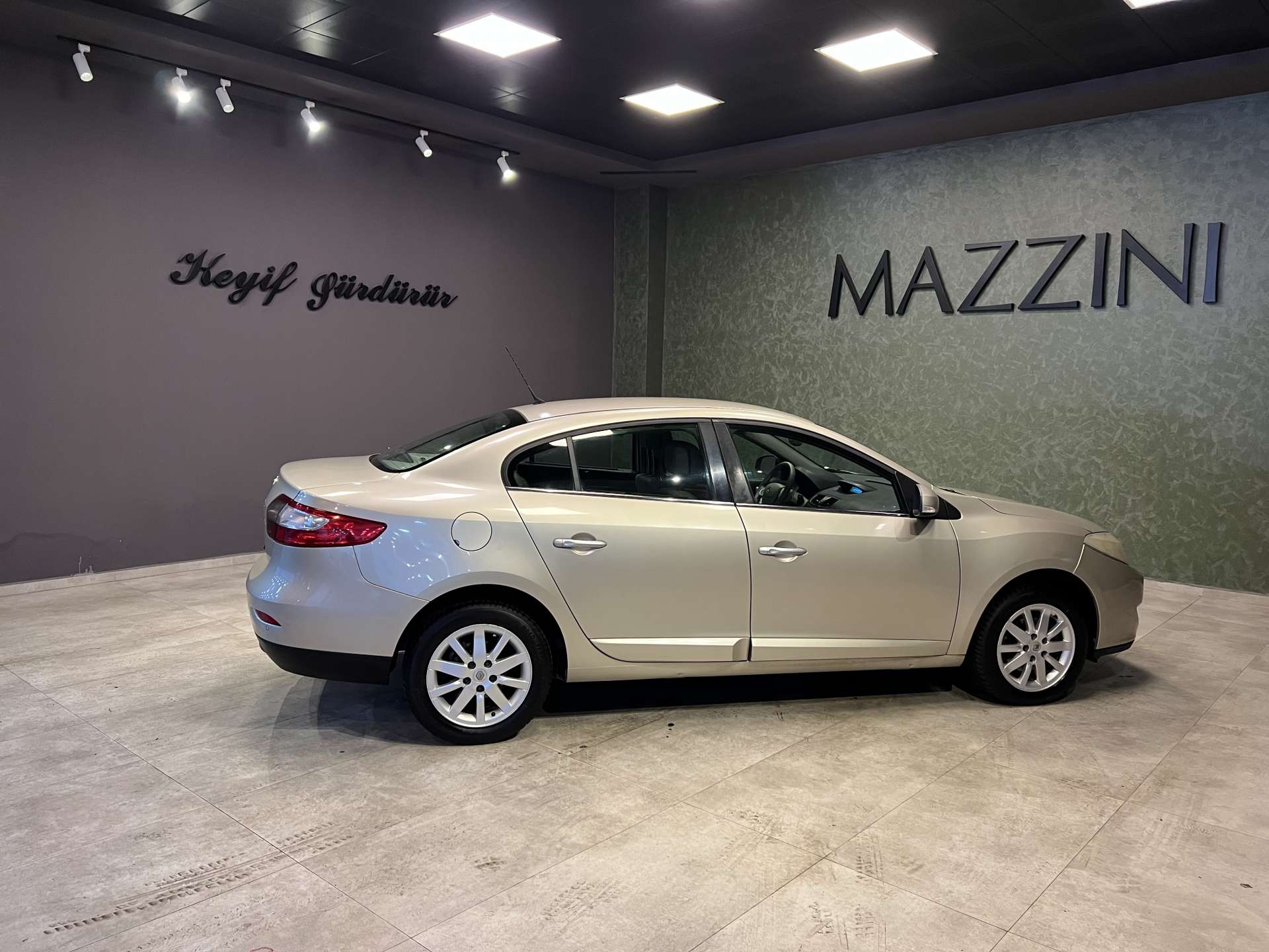RENAULT FLUENCE 1.5DCİ PRİVİLEGE