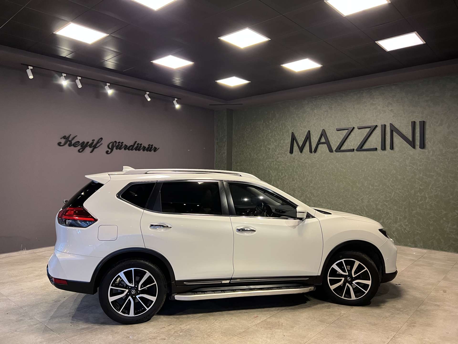 NİSSAN X-TRAIL 1.6DCİ X-TRONIC PLATINUM