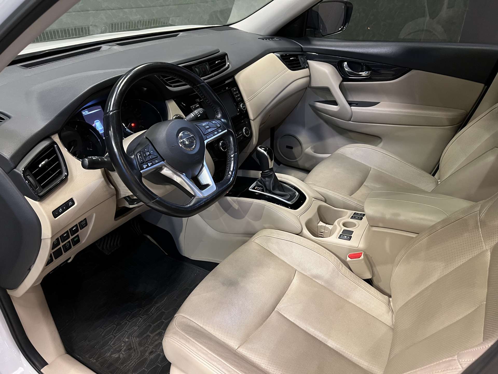 NİSSAN X-TRAIL 1.6DCİ X-TRONIC PLATINUM