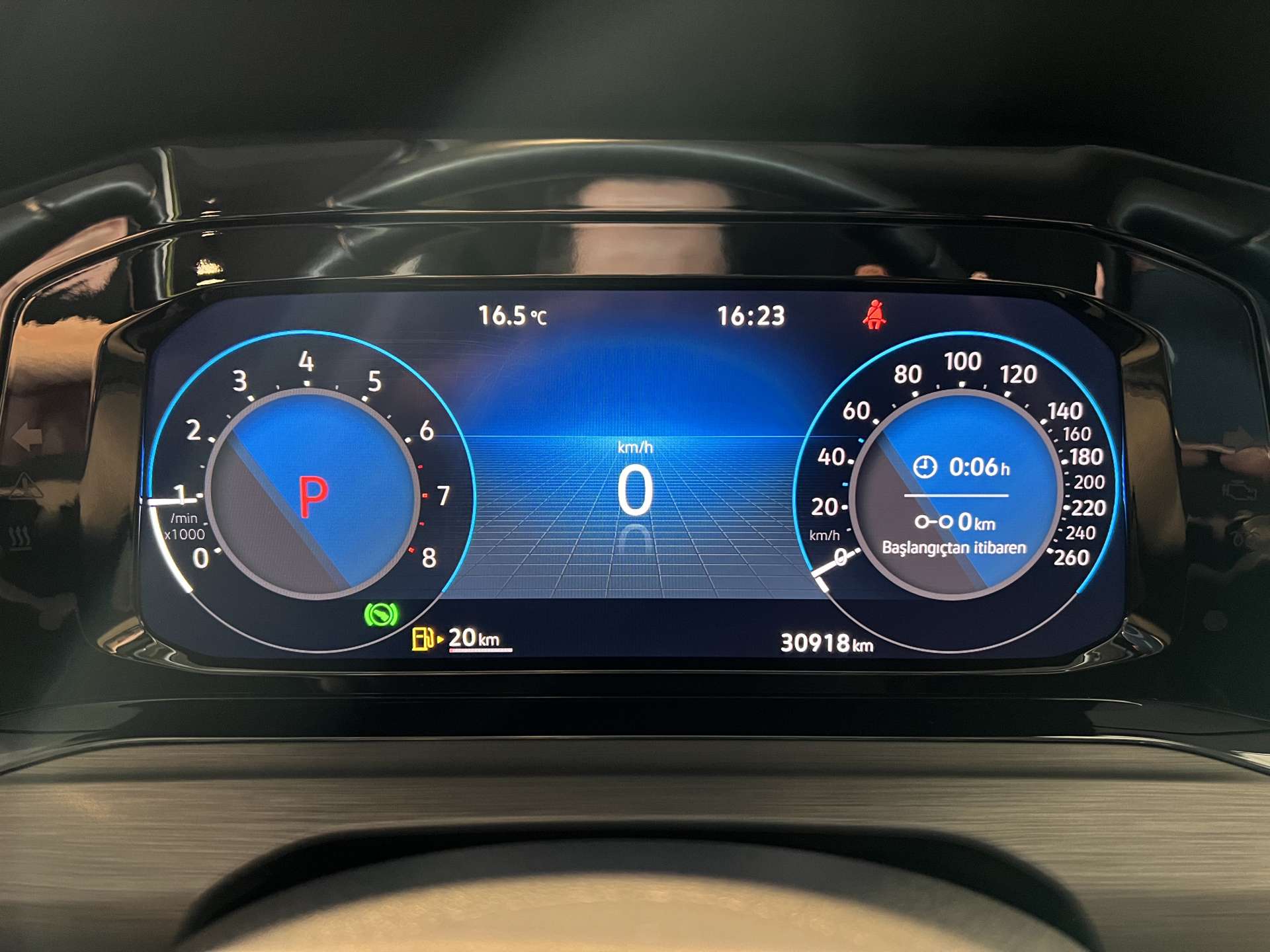 VOLKSWAGEN-GOLF-1.0 ETSI 110PS STYLE DSG