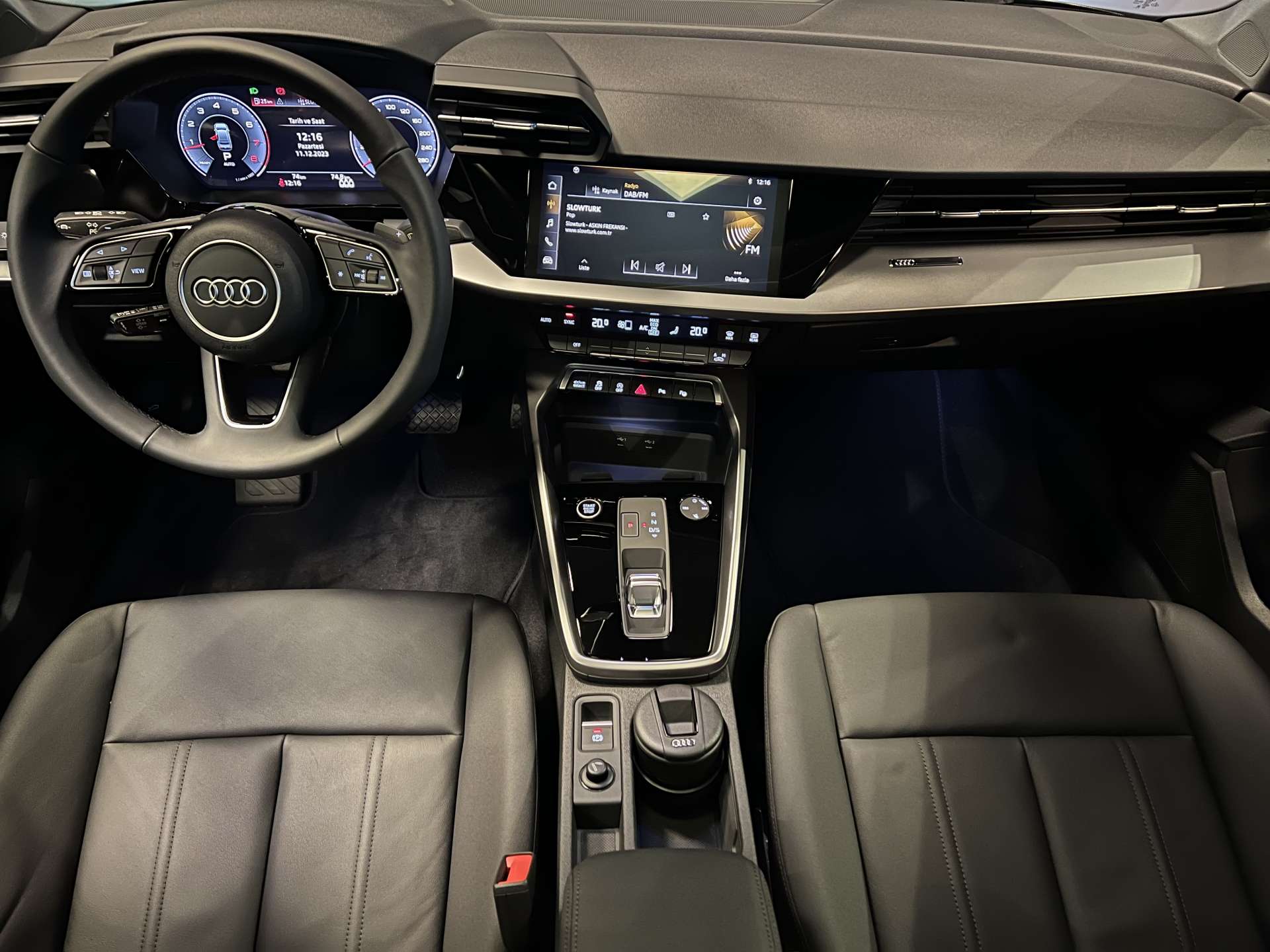 AUDI A3 SEDAN 35 TFSI ADCANCED