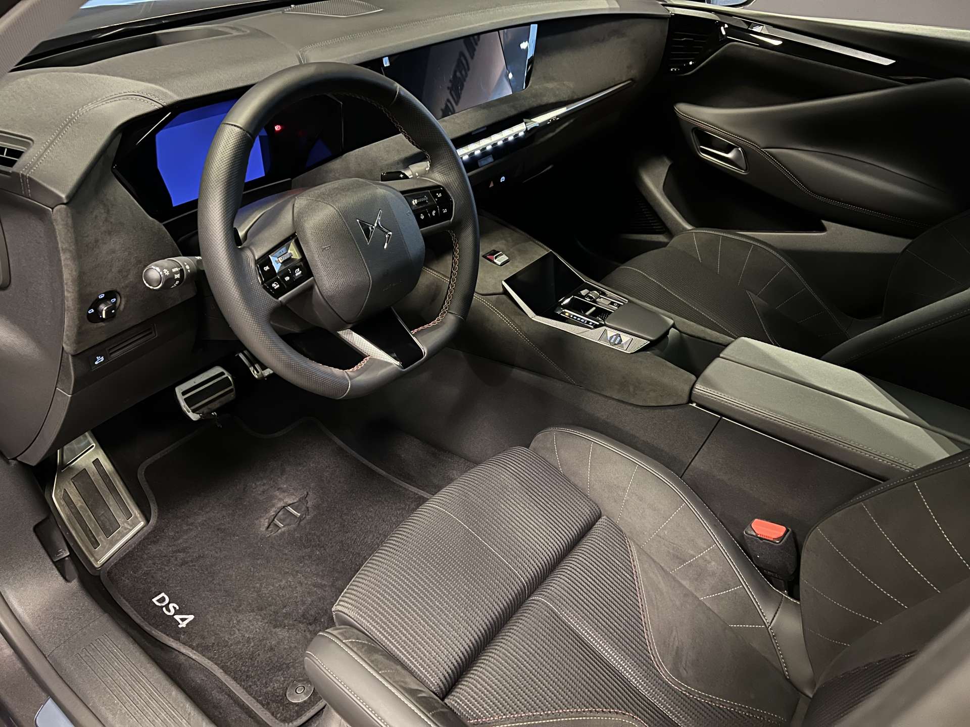 DS4 1.5 BLUEHDI PERFORMANCE LİNE